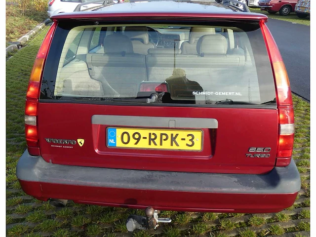 Volvo - 850 - 2.3 t-5 com.lux.ex. - car - 1996 - afbeelding 12 van  26