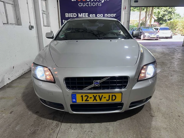 Volvo - c70 convertible - 2.4 d5 automaat kinetic - 12-xv-jd - afbeelding 14 van  17