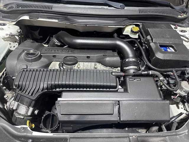 Volvo - c70 convertible - 2.5 t5 momentum - s-501-vz - afbeelding 21 van  21