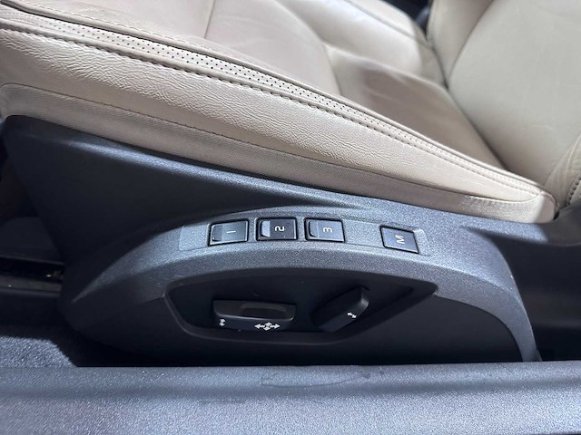 Volvo - c70 convertible - 2.5 t5 momentum - s-501-vz - afbeelding 9 van  21