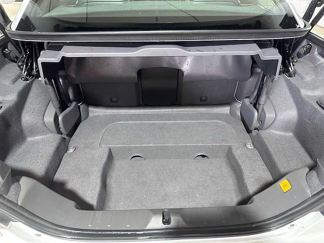 Volvo - c70 convertible - 2.5 t5 momentum - s-501-vz - afbeelding 11 van  21