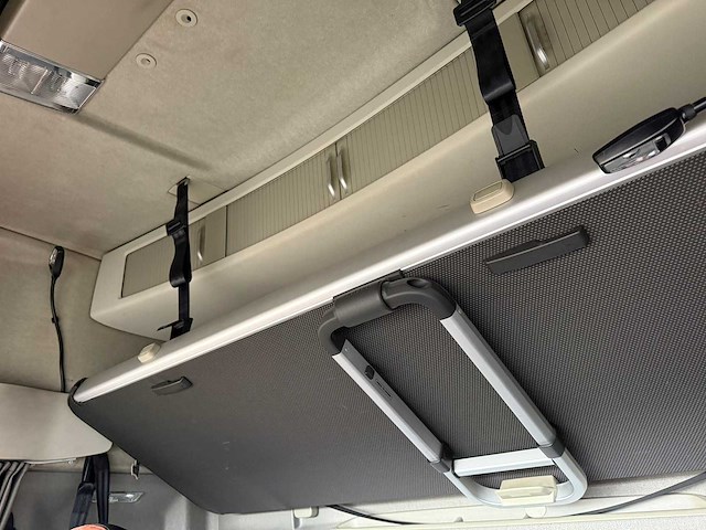 Volvo - fh 420 euro 6 - vrachtwagen - afbeelding 14 van  25