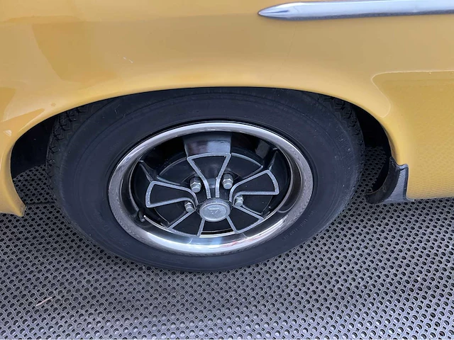 Volvo - p1800 - oldtimer - 1971 - afbeelding 18 van  37