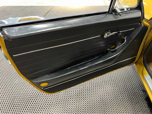 Volvo - p1800 - oldtimer - 1971 - afbeelding 31 van  37