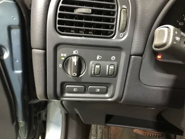 Volvo - s40 - 1.8 europa automaat - 05-jp-pd - afbeelding 13 van  24