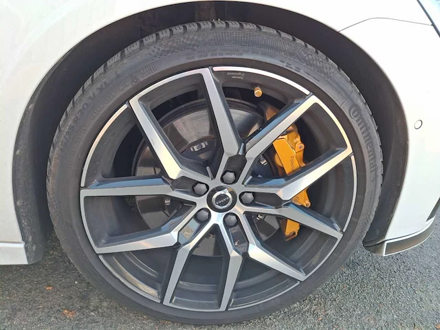 Volvo - s60 - 2.0 t8 awd twin engine polestar engineered - 2019 - 405pk - afbeelding 20 van  30