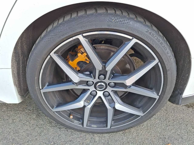 Volvo - s60 - 2.0 t8 awd twin engine polestar engineered - 2019 - 405pk - afbeelding 21 van  30