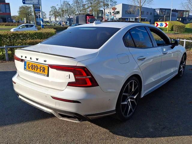 Volvo - s60 - 2.0 t8 awd twin engine polestar engineered - 2019 - 405pk - afbeelding 25 van  30