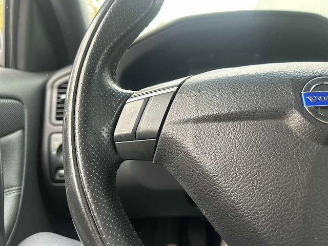 Volvo - s60 - 2.0t drivers edition | 21-zl-gf - afbeelding 6 van  26