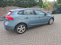 Volvo - v40 - 1.6 d2 summum - personenauto - afbeelding 29 van  32