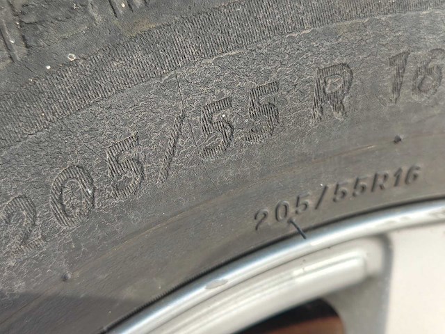 Volvo - v40 - 1.6 d2 summum - personenauto - afbeelding 5 van  32