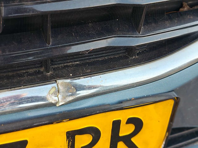 Volvo - v40 - 1.6 d2 summum - personenauto - afbeelding 15 van  32