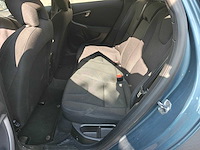Volvo - v40 - 1.6 d2 summum - personenauto - afbeelding 18 van  32
