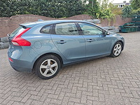 Volvo - v40 - 1.6 d2 summum - personenauto - afbeelding 29 van  32
