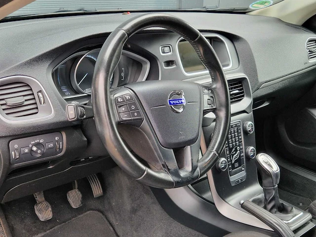 Volvo - v40 - 1.6 t3 kinetic - 84-zdt-5 - 2012 - afbeelding 4 van  28