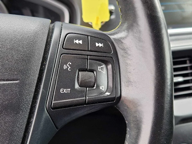 Volvo - v40 - 1.6 t3 kinetic - 84-zdt-5 - 2012 - afbeelding 15 van  28