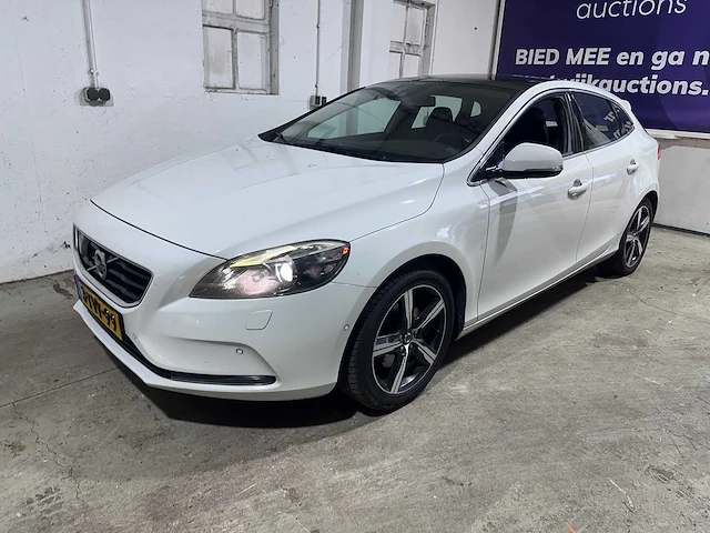 Volvo - v40 - 1.6 t4 summum - 3-tvv-99 - afbeelding 1 van  20