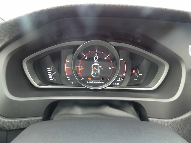 Volvo - v40 - 2.0 d3 bns sport - personenauto - afbeelding 20 van  34