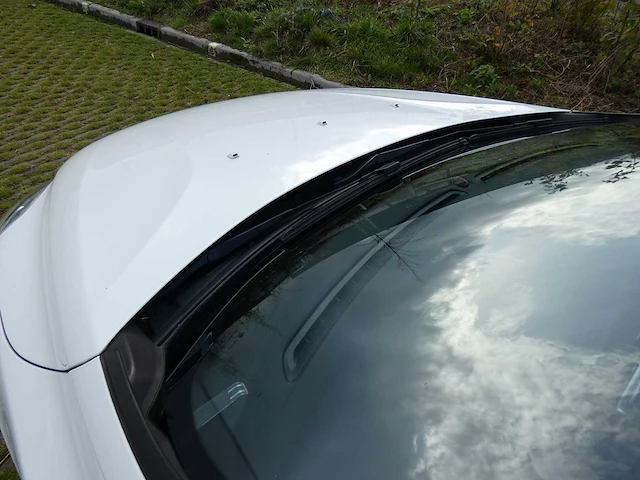Volvo - v40 - 2.0 d3 bns sport - personenauto - afbeelding 28 van  34