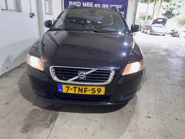 Volvo - v50 - 1.6d s/s momentum - 7-tnf-59 - afbeelding 19 van  20