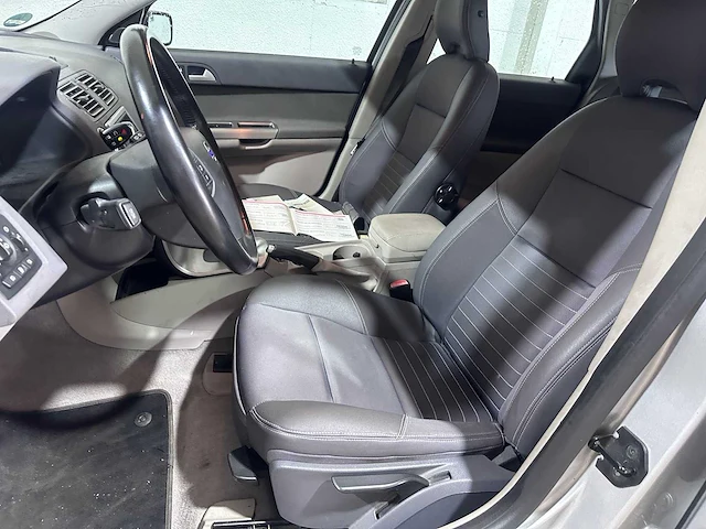 Volvo - v50 - 2.5 t5 automaat summum - j-567-fn - afbeelding 8 van  23