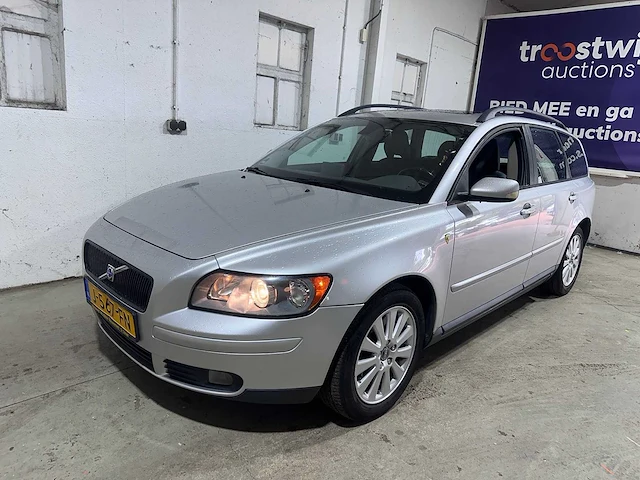Volvo - v50 - 2.5 t5 automaat summum - j-567-fn - afbeelding 1 van  23