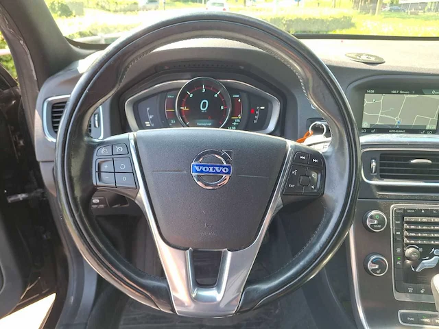 Volvo - v60 - 2.4 d6 awd plug-in hybrid summum - 2013 - 283pk - afbeelding 5 van  43
