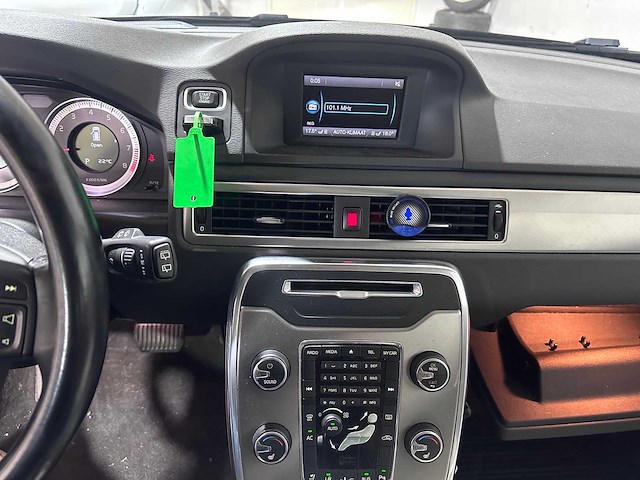 Volvo - v70 - 1.6 t4f momentum - 5-zpk-38 - afbeelding 5 van  18