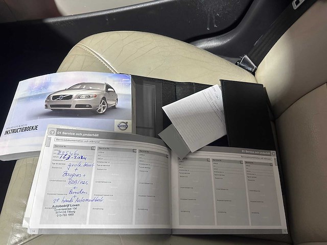 Volvo - v70 - 1.6 t4f momentum - 5-zpk-38 - afbeelding 8 van  18