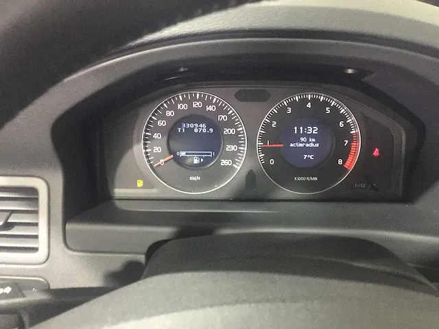 Volvo - v70 - 2.0 - 27-zf-bz - afbeelding 4 van  24