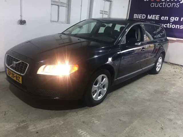Volvo - v70 - 2.0 - 27-zf-bz - afbeelding 1 van  24