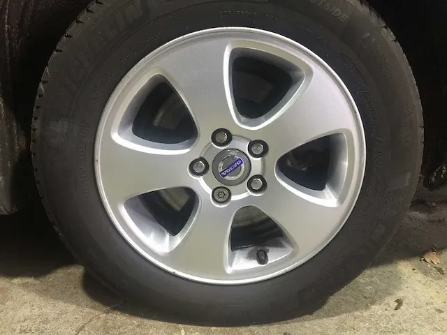 Volvo - v70 - 2.0 - 27-zf-bz - afbeelding 15 van  24