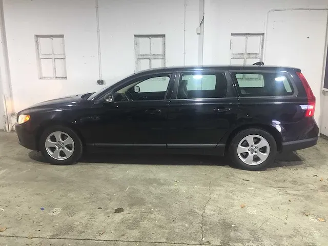 Volvo - v70 - 2.0 - 27-zf-bz - afbeelding 12 van  24