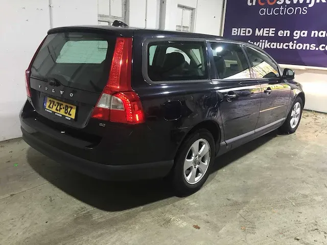 Volvo - v70 - 2.0 - 27-zf-bz - afbeelding 20 van  24