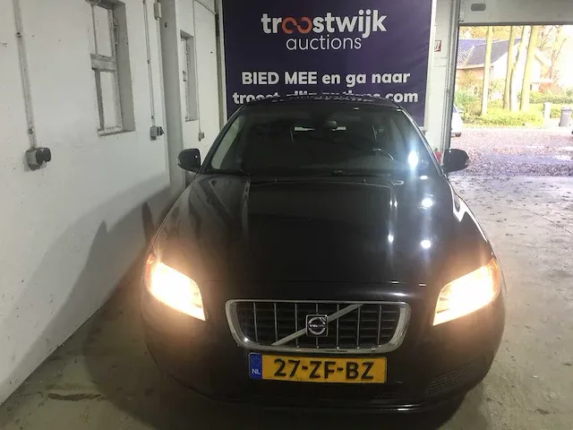 Volvo - v70 - 2.0 - 27-zf-bz - afbeelding 23 van  24