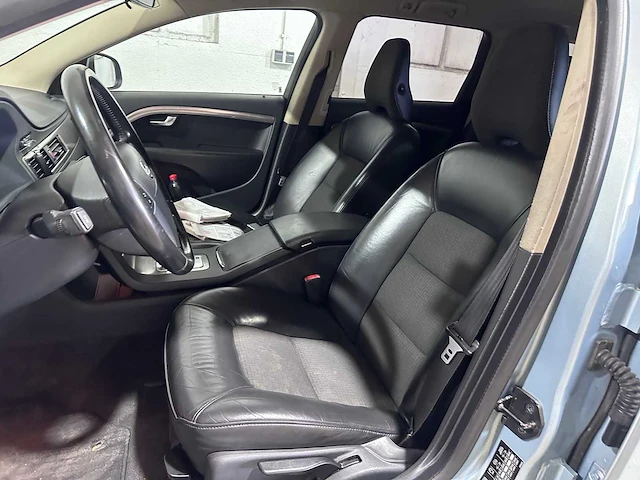 Volvo - v70 - 2.0 - car - afbeelding 7 van  21