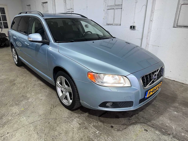 Volvo - v70 - 2.0 - car - afbeelding 19 van  21