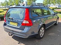 Volvo - v70 - 2.0 momentum - 2008 - 146pk - afbeelding 28 van  33
