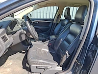 Volvo - v70 - 2.0 momentum - 2008 - 146pk - afbeelding 31 van  33