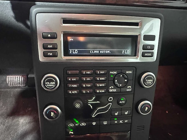 Volvo - v70 - 2.0t automaat momentum - ggh-71-f - afbeelding 7 van  22