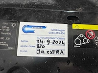 Volvo - v70 - 2.0t automaat momentum - ggh-71-f - afbeelding 14 van  22