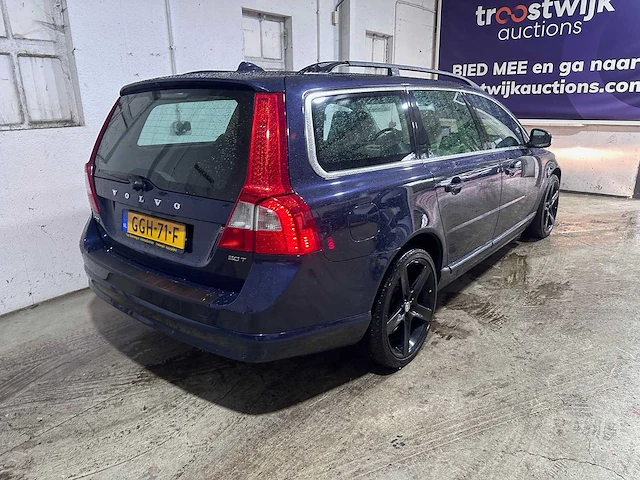 Volvo - v70 - 2.0t automaat momentum - ggh-71-f - afbeelding 18 van  22