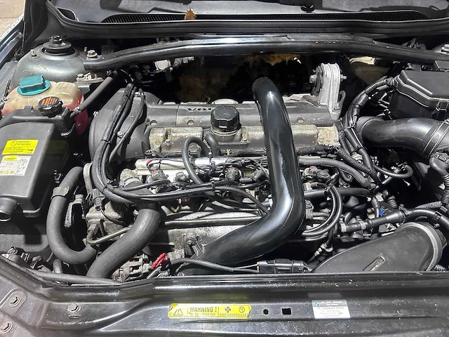 Volvo - v70 - 2.3 t-5 autom. comfort line 7 persoons- 37-fs-tz - afbeelding 9 van  19