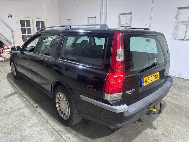 Volvo - v70 - 2.4 - 45-gf-nx - afbeelding 12 van  18