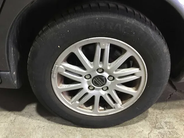 Volvo - v70 - 2.4 automaat - 32-nk-tg - afbeelding 10 van  22
