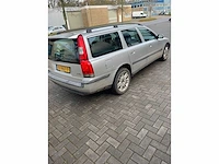 Volvo - v70 - 2.4 comfort line - kv-467-p - 2001 - afbeelding 3 van  8
