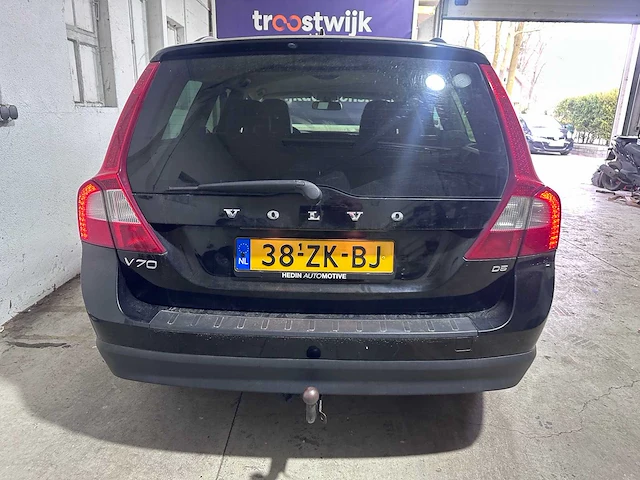 Volvo - v70 - 2.4 d5 kinetic - 38-zk-bj - afbeelding 17 van  22