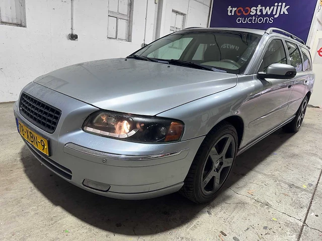 Volvo - v70 - 2.4 edition sport automaat- 78-xbn-9 - afbeelding 1 van  21