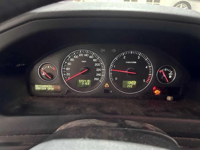 Volvo - v70 - 2.4d summum - px-091-x - afbeelding 10 van  22