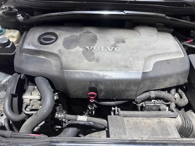 Volvo - v70 - 2.4d summum - px-091-x - afbeelding 18 van  22